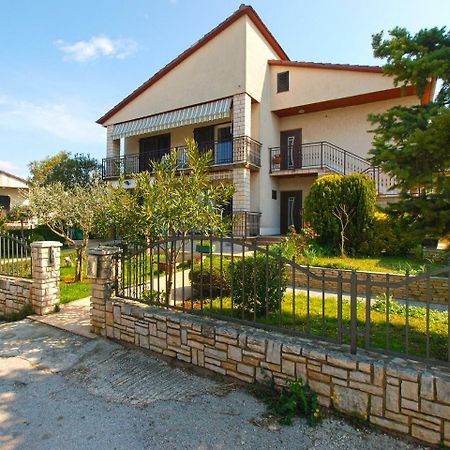 Apartment Nadia 1844 Pula Exterior foto